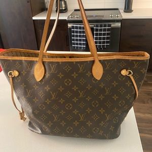 Louis Vuitton Neverfull MM